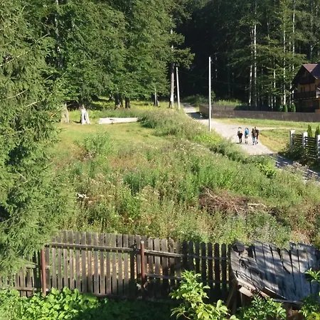 Apartament La Poteca Ursului * Busteni